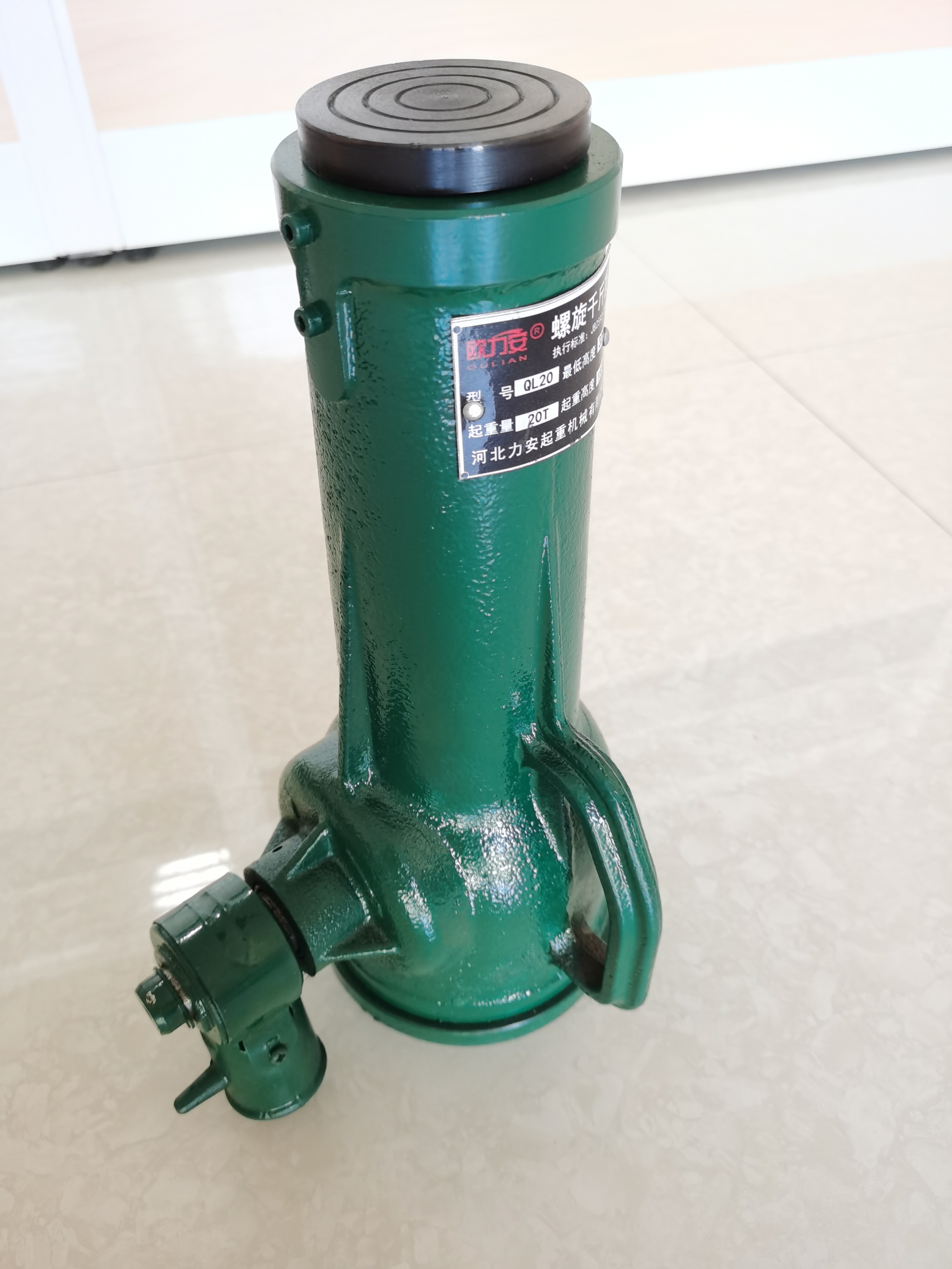 QL螺旋千斤顶厂家-螺旋机械式千斤顶生产厂家-50吨100吨螺旋千斤顶